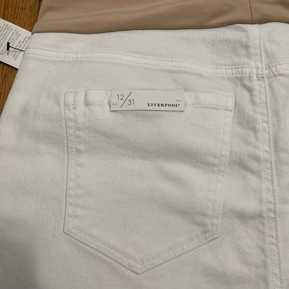 Women's White Maternity Shorts - Picture 5 of 9